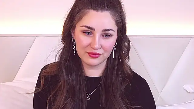 KiraBarlows online show from 21, 3, 2025