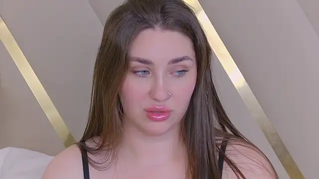 KiraBarlows online show from 9, 9, 2025