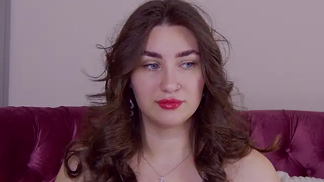 KiraBarlows online show from 12, 11, 2025