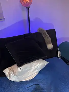 VanneCute1 online show from 21, 1, 2025