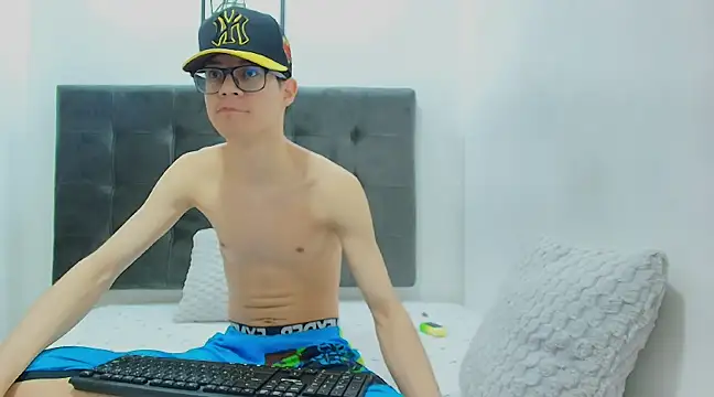 wolfandsky online show from 12, 2, 2025