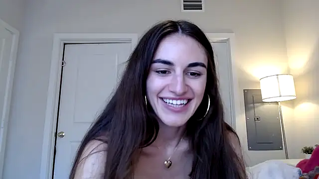 Snapshot of graciesmith27 chatting on 11, 3, 2025 graciesmith27 online show from 11, 3, 2025