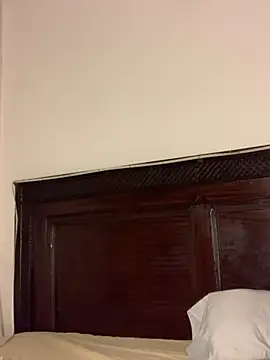 Snapshot of madell chatting on 19, 7, 2026 madell online show from 19, 7, 2026