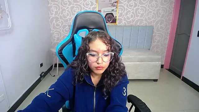 Snapshot of kassandra_ch_ chatting on 14, 2, 2025 kassandra ch online show from 14, 2, 2025