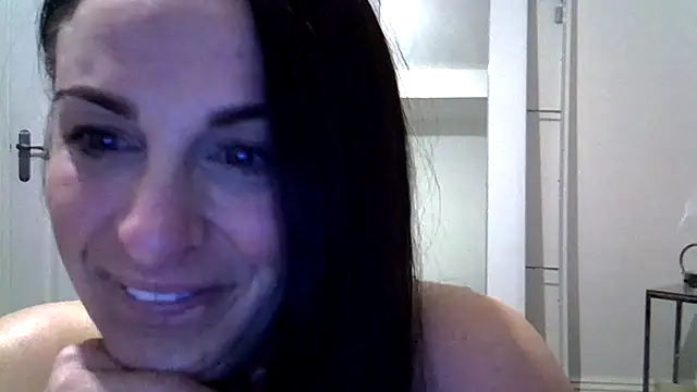 Snapshot of Bonnie_Lovex chatting on 14, 2, 2025 Bonnie Lovex online show from 14, 2, 2025