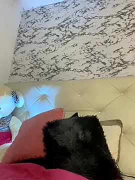 Lili  taylor online show from 14, 10, 2025