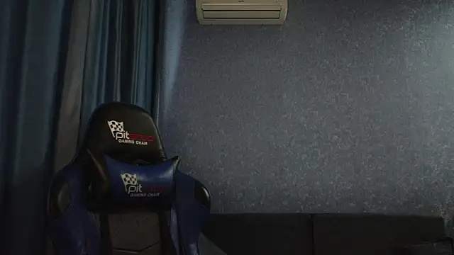 HotBrandyX online show from 23, 4, 2026