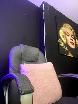 viktoria davis  online show from 30, 10, 2025