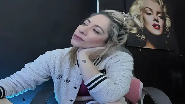 viktoria davis  online show from 18, 2, 2026