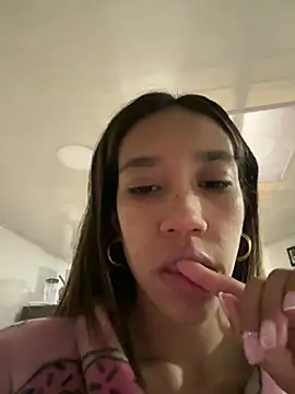 Snapshot of zoe_storm chatting on 21, 1, 2025 zoe storm online show from 21, 1, 2025