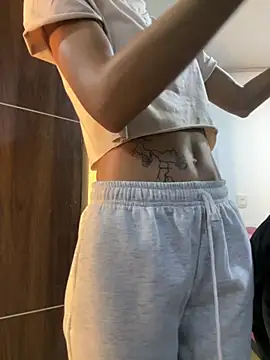 zoe storm online show from 14, 11, 2025