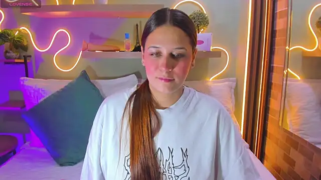 Palmer Evans online show from 4, 10, 2025