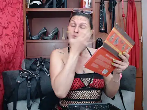 Snapshot of sachaclinford chatting on 13, 6, 2026 sachaclinford online show from 13, 6, 2026