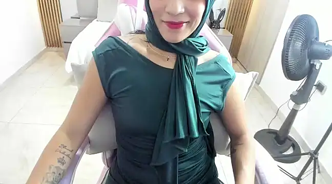 Zulema hamdi online show from 20, 1, 2025