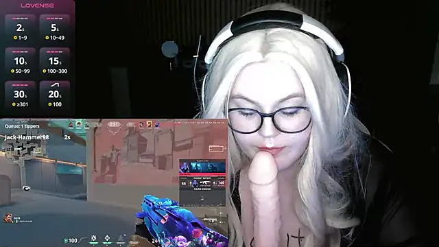 EveBaker04 online show from 2, 3, 2025