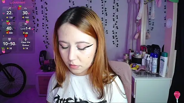 Snapshot of _codeline chatting on 11, 11, 2025 codeline online show from 11, 11, 2025