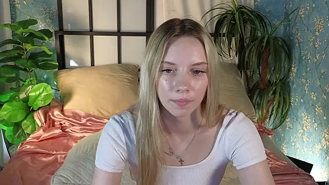 Snapshot of katt__y chatting on 1, 7, 2026 katt y online show from 1, 7, 2026