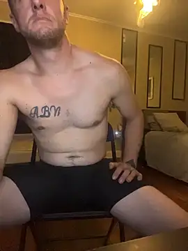 Snapshot of biggzee6 chatting on 19, 12, 2025 biggzee6 online show from 19, 12, 2025