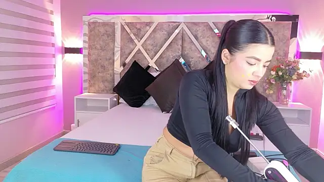 ValeriaOrtega online show from 19, 5, 2026