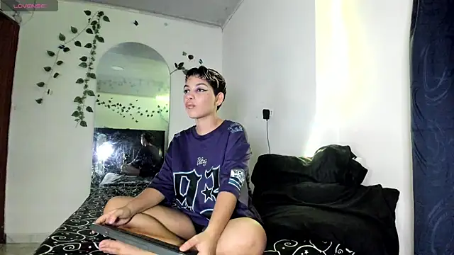 Odeth  online show from 11, 11, 2025