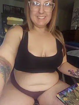 TattedMamaXOXO online show from 27, 2, 2025