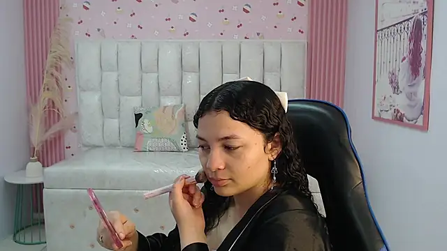 shalon diaz s online show from 6, 10, 2025