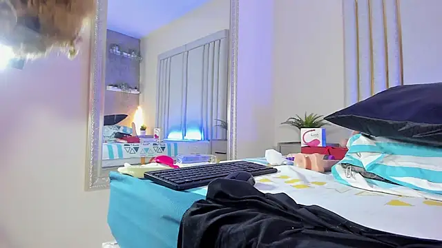 Liincostelloo online show from 26, 2, 2025