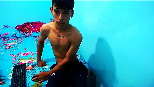 Snapshot of Maicol_Garcia chatting on 1, 12, 2025 Maicol Garcia online show from 1, 12, 2025