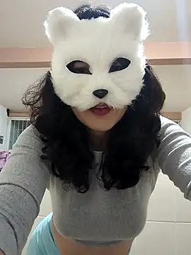 Snapshot of GinnyDelice chatting on 2, 3, 2025 GinnyDelice online show from 2, 3, 2025