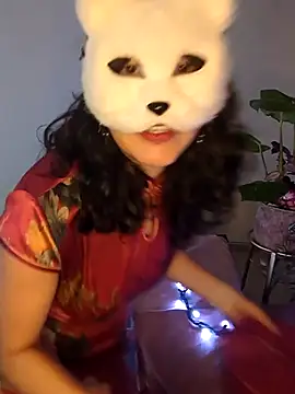 Snapshot of GinnyDelice chatting on 3, 3, 2025 GinnyDelice online show from 3, 3, 2025