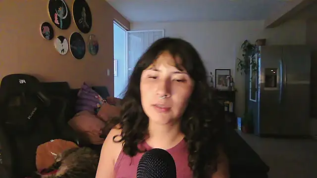 Snapshot of GinnyDelice chatting on 9, 9, 2025 GinnyDelice online show from 9, 9, 2025