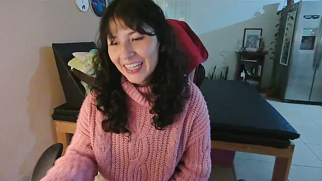 Snapshot of GinnyDelice chatting on 21, 10, 2025 GinnyDelice online show from 21, 10, 2025