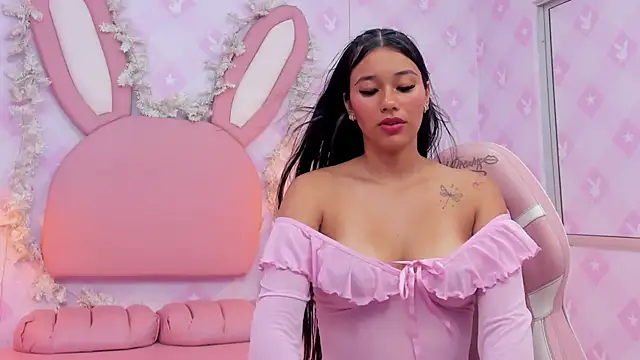 LIA SWAN  online show from 7, 2, 2026