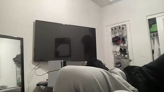 Snapshot of ryan_28747 chatting on 9, 2, 2025 ryan 28747 online show from 9, 2, 2025