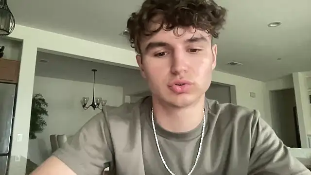 Snapshot of ryan_28747 chatting on 5, 3, 2025 ryan 28747 online show from 5, 3, 2025