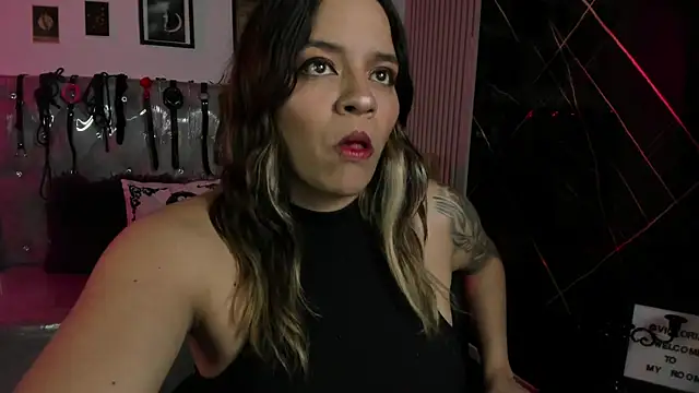 Snapshot of victoria__floyd chatting on 10, 7, 2026 victoria floyd online show from 10, 7, 2026