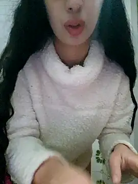 Snapshot of majdolin78 chatting on 2, 3, 2025 majdolin78 online show from 2, 3, 2025