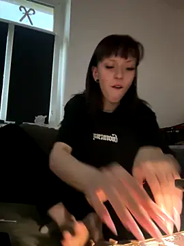 Ciara2004 online show from 3, 12, 2025