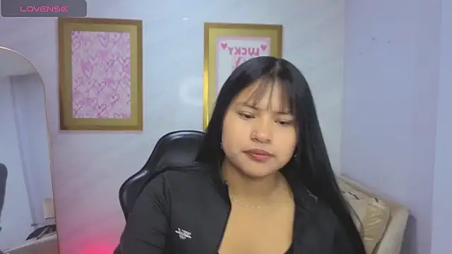 Paulette v online show from 24, 4, 2026