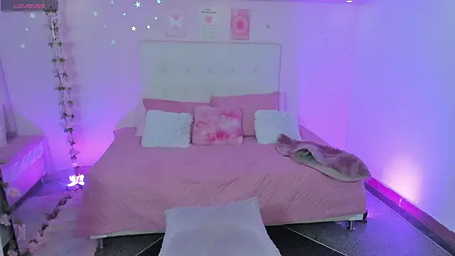 ScarlettDreamss7 online show from 28, 11, 2025