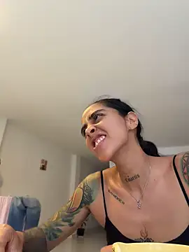 sophierooy22 online show from 26, 7, 2026