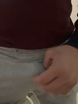 Snapshot of Greeneyes0820 chatting on 21, 1, 2025 Greeneyes0820 online show from 21, 1, 2025