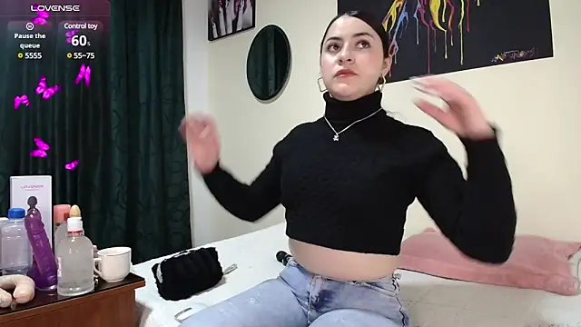 Emmie Hot online show from 18, 3, 2025