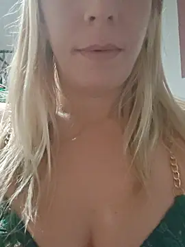 SweetyNinaOff1 online show from 15, 10, 2025