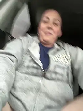 Snapshot of Dadbod4you chatting on 29, 11, 2025 Dadbod4you online show from 29, 11, 2025