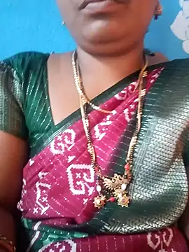Snapshot of Vani19 chatting on 8, 10, 2025 Vani19 online show from 8, 10, 2025