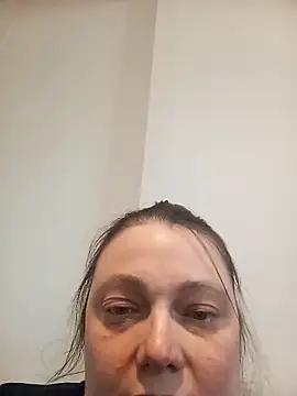 HotHornyEmmaX online show from 21, 11, 2025