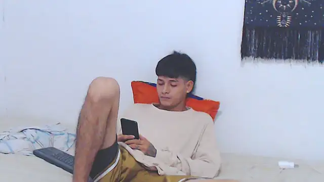 Snapshot of lu_nastyboy18 chatting on 19, 9, 2025 lu nastyboy18 online show from 19, 9, 2025
