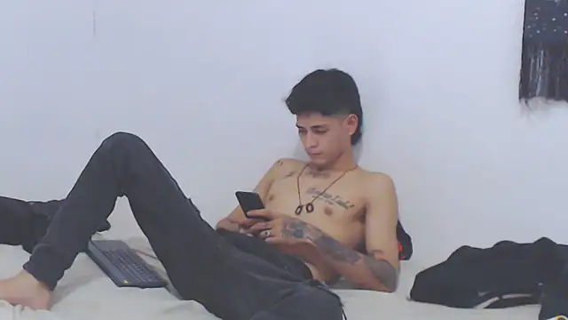Snapshot of lu_nastyboy18 chatting on 9, 10, 2025 lu nastyboy18 online show from 9, 10, 2025