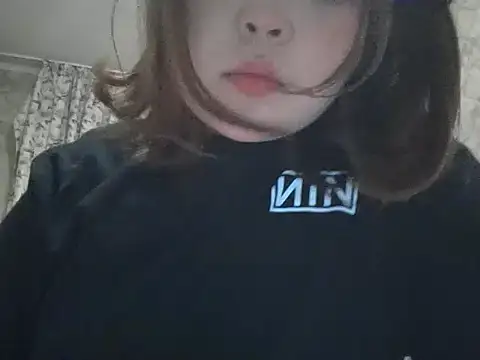 Snapshot of elysiann3 chatting on 1, 2, 2025 elysiann3 online show from 1, 2, 2025